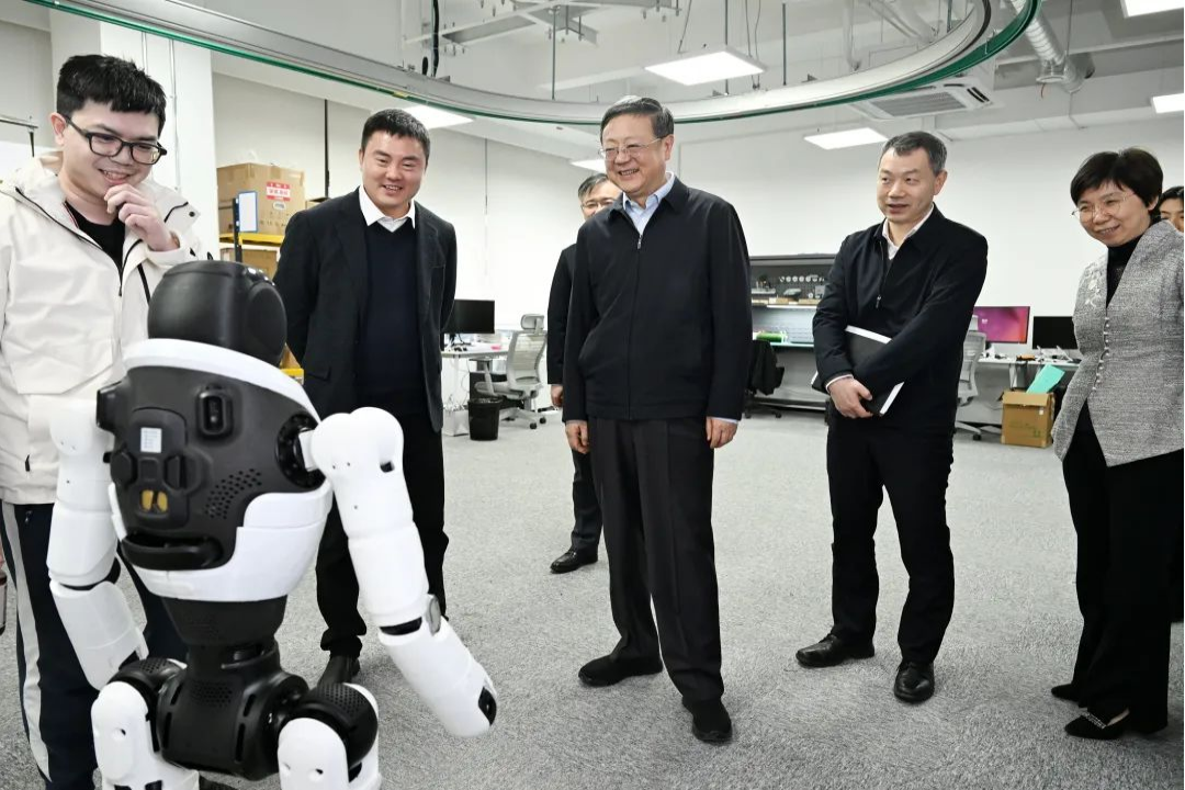 上海市委书记陈吉宁专题调研摩登4机器人